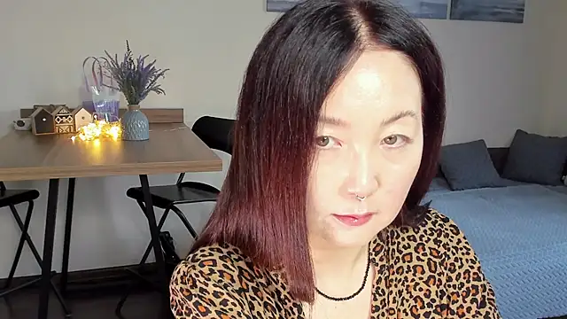 AvroraSakura online show from 10/11/25, 01:56