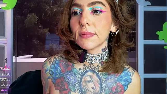 Evangelyne 1 online show from 10/19/25, 03:37