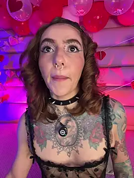 Snapshot of Evangelyne_1 chatting on 02/13/26, 03:45 Evangelyne 1 online show from 02/13/26, 03:45