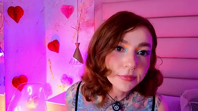 Snapshot of Evangelyne_1 chatting on 05/13/26, 03:41 Evangelyne 1 online show from 05/13/26, 03:41