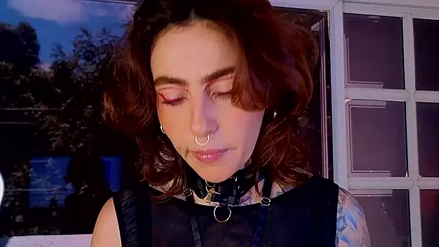 Evangelyne 1 online show from 09/09/25, 03:54