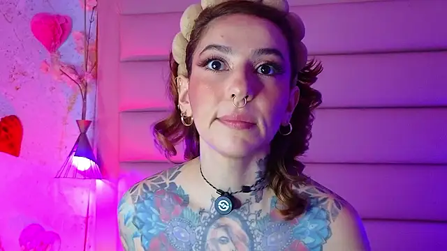 Evangelyne 1 online show from 03/20/26, 04:08