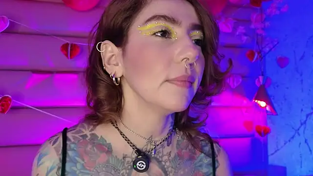 Snapshot of Evangelyne_1 chatting on 02/17/26, 03:42 Evangelyne 1 online show from 02/17/26, 03:42