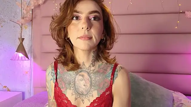 Evangelyne 1 online show from 12/17/25, 03:50