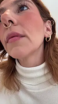 Evangelyne 1 online show from 11/16/25, 01:38