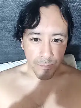 Yimicito online show from 05/19/26, 02:24