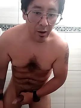 Yimicito online show from 02/24/26, 04:19