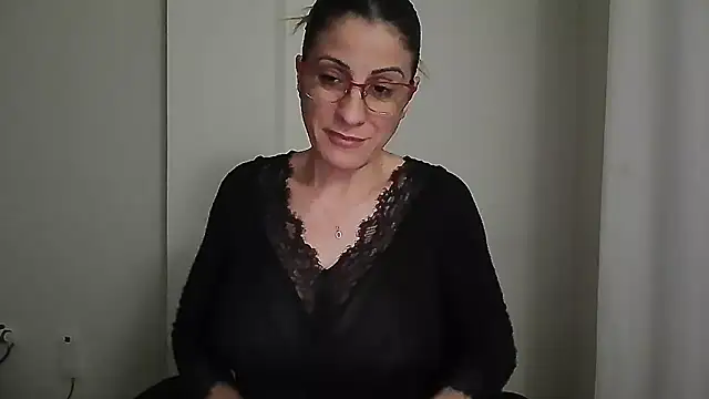 Sanada hot online show from 12/16/25, 02:32