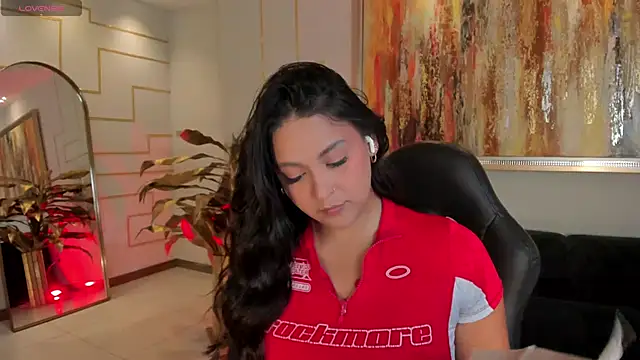 ToriCrossX online show from 10/26/25, 01:55