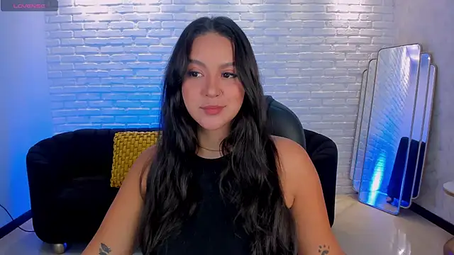 ToriCrossX online show from 03/04/25, 01:17