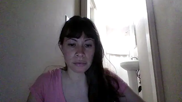 petitedoll29 online show from 10/31/25, 08:05