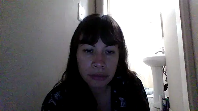 petitedoll29 online show from 11/19/25, 08:09