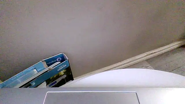 petitedoll29 online show from 11/24/25, 08:42