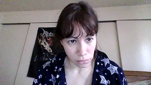 Snapshot of petitedoll29 chatting on 12/13/24, 08:15 petitedoll29 online show from 12/13/24, 08:15