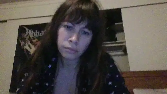 Snapshot of petitedoll29 chatting on 12/04/24, 03:20 petitedoll29 online show from 12/04/24, 03:20