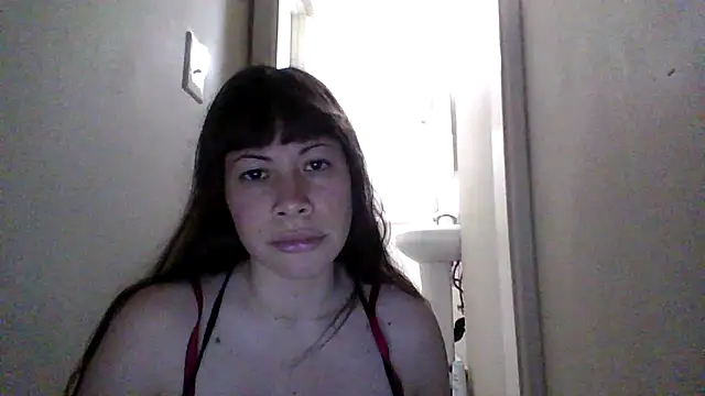 Snapshot of petitedoll29 chatting on 10/24/25, 11:26 petitedoll29 online show from 10/24/25, 11:26