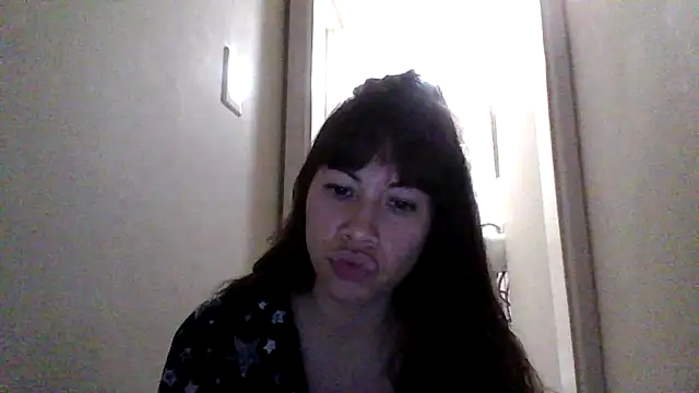 petitedoll29 online show from 12/20/25, 12:35