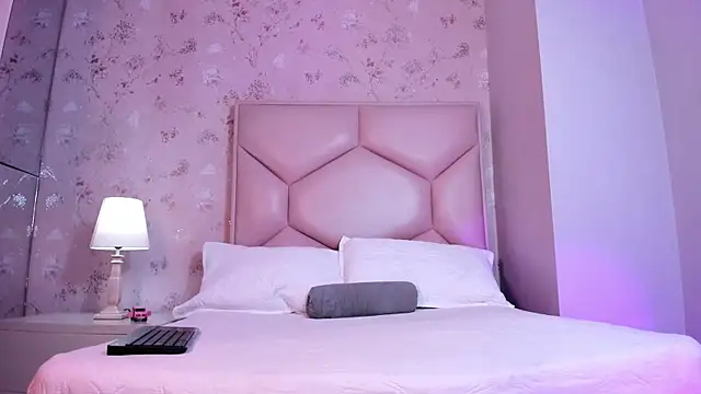 Snapshot of ambar_sullivan chatting on 12/04/25, 11:42 ambar sullivan online show from 12/04/25, 11:42