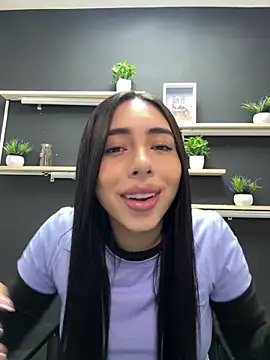 isabella jade online show from 11/20/25, 12:06