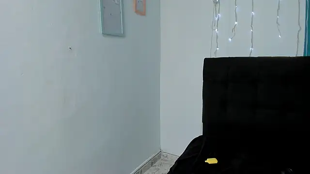 isabella jade online show from 03/08/25, 10:02