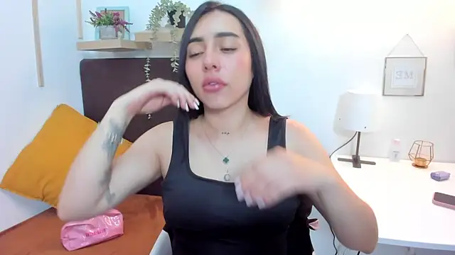 isabella jade online show from 03/22/25, 05:20