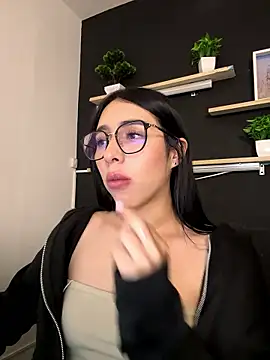 isabella jade online show from 01/08/26, 11:00