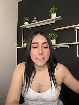 isabella jade online show from 01/16/26, 10:25