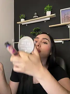 isabella jade online show from 02/03/26, 10:04