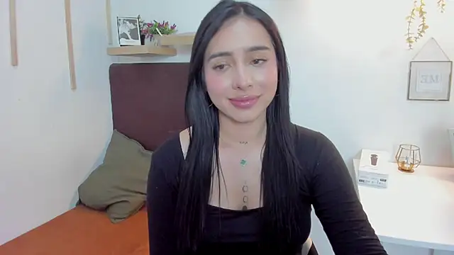 isabella jade online show from 02/17/25, 10:16
