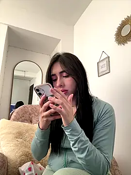 isabella jade online show from 11/05/25, 01:25