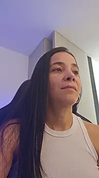 miaeyes online show from 11/15/25, 02:21