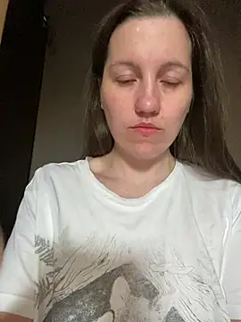 Nicole-Ray online show from 05/04/26, 05:00