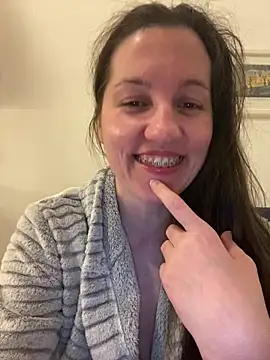 Nicole-Ray online show from 03/04/26, 09:00