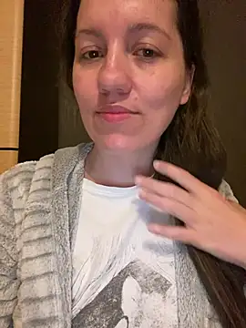 Nicole-Ray online show from 04/30/26, 04:19