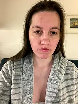 Nicole-Ray online show from 11/30/25, 09:10