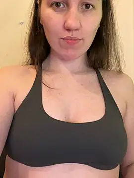Snapshot of Nicole-Ray chatting on 01/20/25, 10:04 Nicole-Ray online show from 01/20/25, 10:04