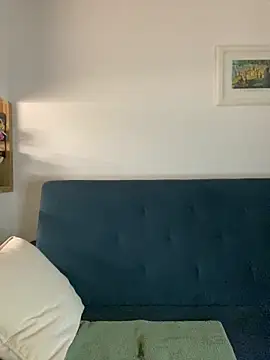 Nicole-Ray online show from 11/14/25, 08:29