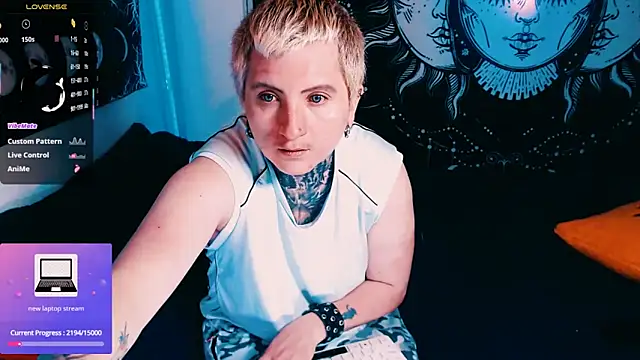 Snapshot of Marieblueeyes chatting on 02/23/26, 12:39 Marieblueeyes online show from 02/23/26, 12:39