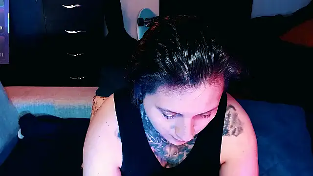 Snapshot of Marieblueeyes chatting on 10/07/25, 05:08 Marieblueeyes online show from 10/07/25, 05:08