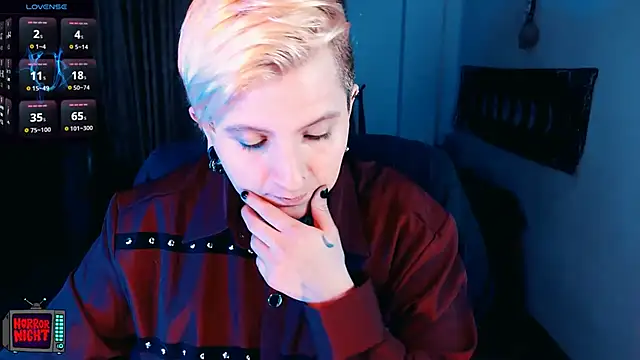 Snapshot of Marieblueeyes chatting on 12/20/25, 05:21 Marieblueeyes online show from 12/20/25, 05:21