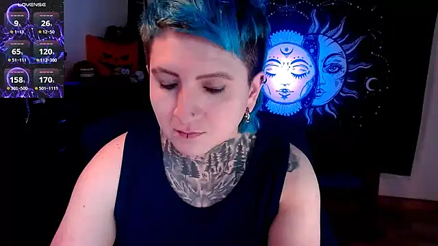 Snapshot of Marieblueeyes chatting on 02/25/25, 06:44 Marieblueeyes online show from 02/25/25, 06:44
