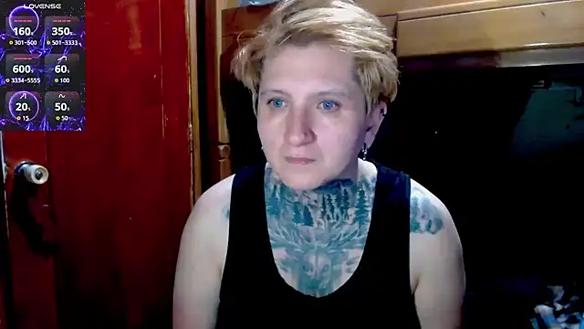 Marieblueeyes online show from 12/02/25, 04:03