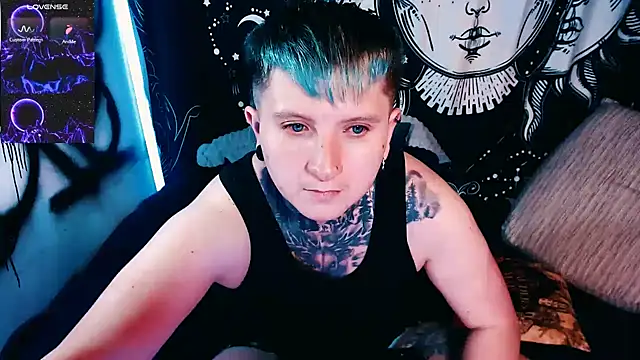 Marieblueeyes online show from 05/05/26, 02:25