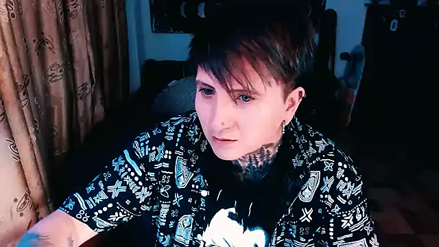 Marieblueeyes online show from 10/24/25, 12:42