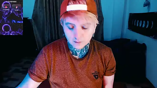 Marieblueeyes online show from 11/13/25, 01:53