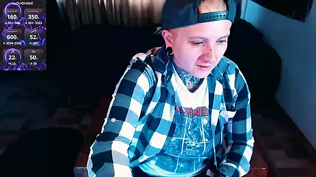 Snapshot of Marieblueeyes chatting on 01/09/26, 08:05 Marieblueeyes online show from 01/09/26, 08:05