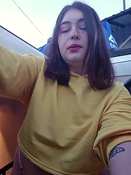 Yammy Yumi online show from 01/10/26, 01:39