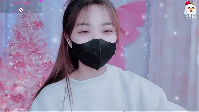 hen237 online show from 12/17/25, 06:24