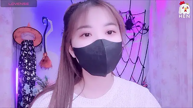 hen237 online show from 11/08/25, 12:58