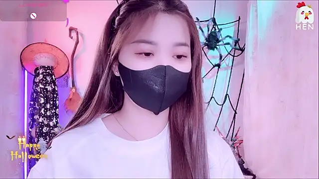 hen237 online show from 11/10/25, 02:16